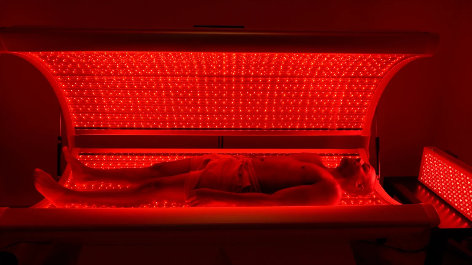 Trifecta Light - Full Red Light Therapy Bed